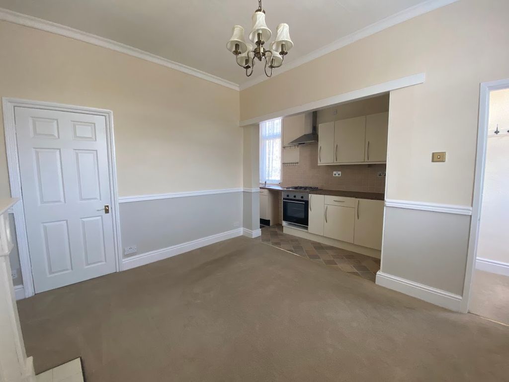 Property photo 3 of 8 Bedroom