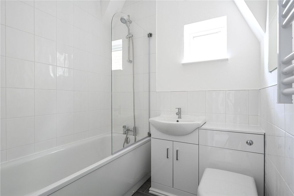 Property photo 2 of 6 Picture No. 06