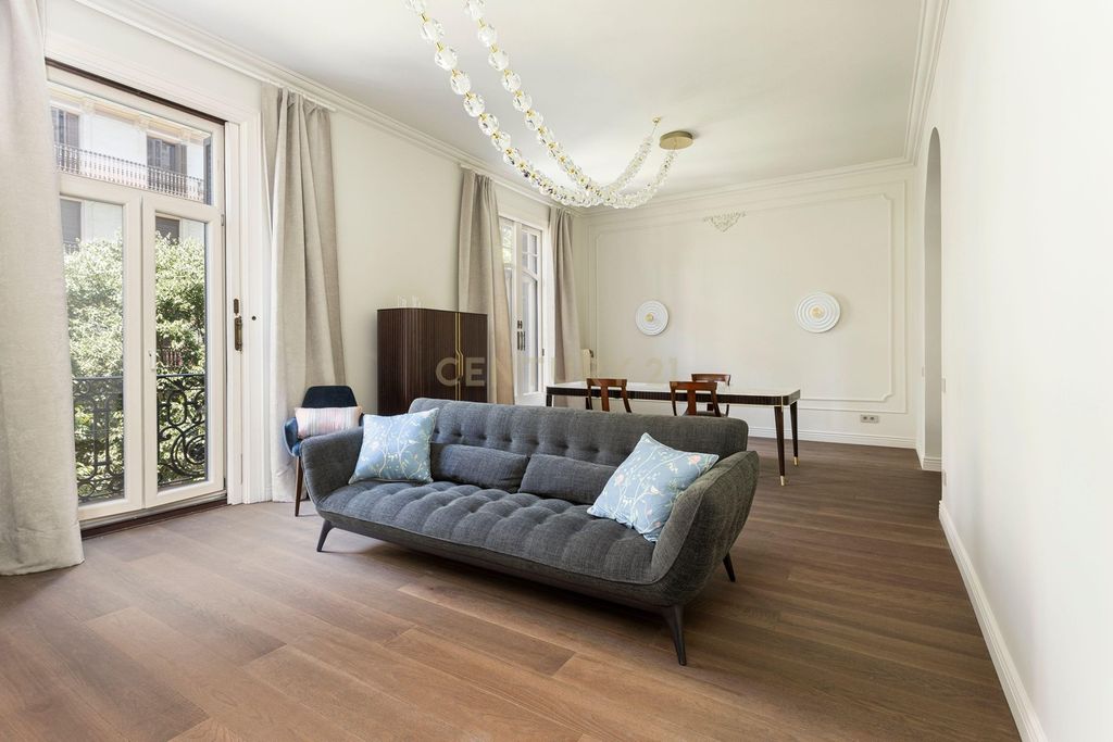 Property photo 3 of 38