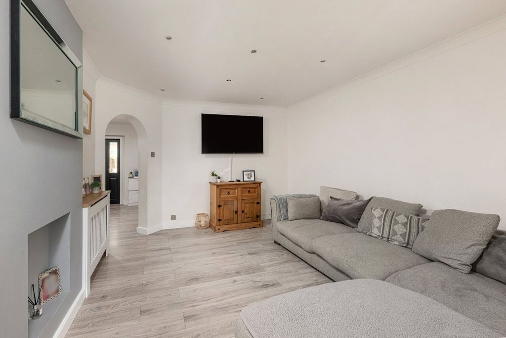 Property photo 3 of 14 Picture No. 10