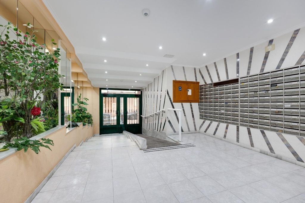 Property photo 1 of 44