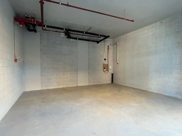 Property photo 2 of 3 Photo 6