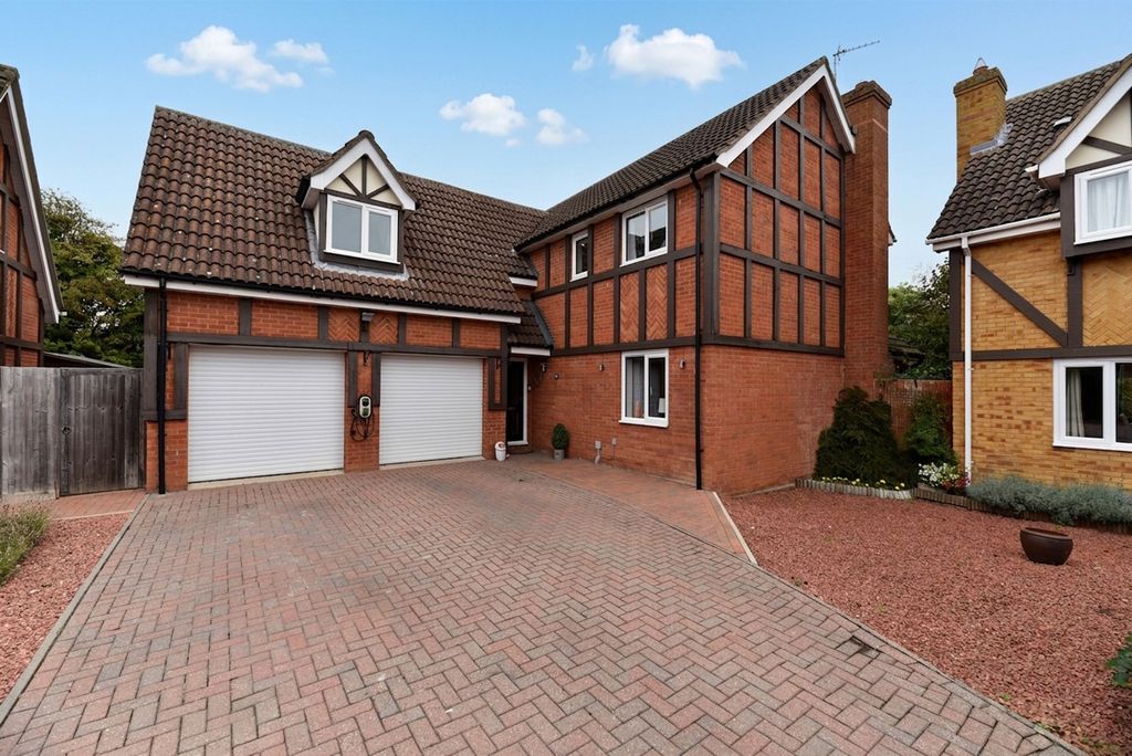 Property photo 1 of 24