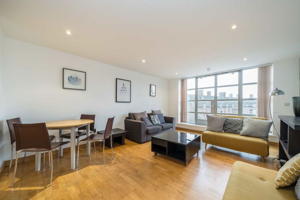 Property photo 2 of 7