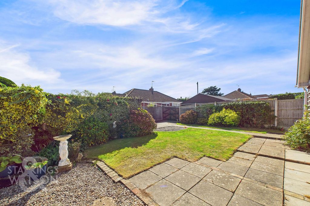 Property photo 1 of 23