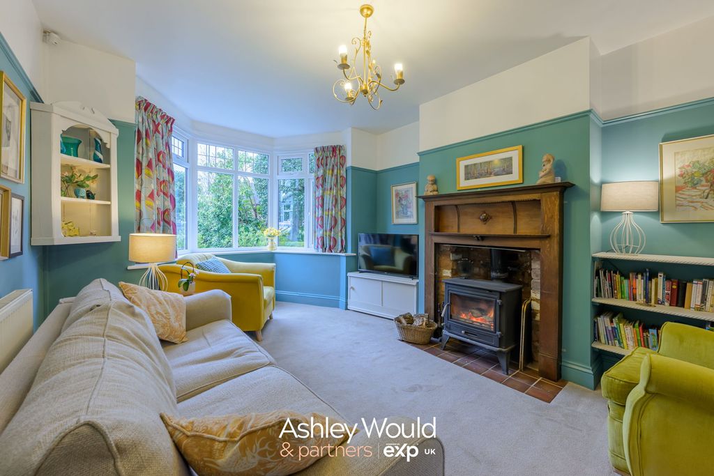 Property photo 2 of 16