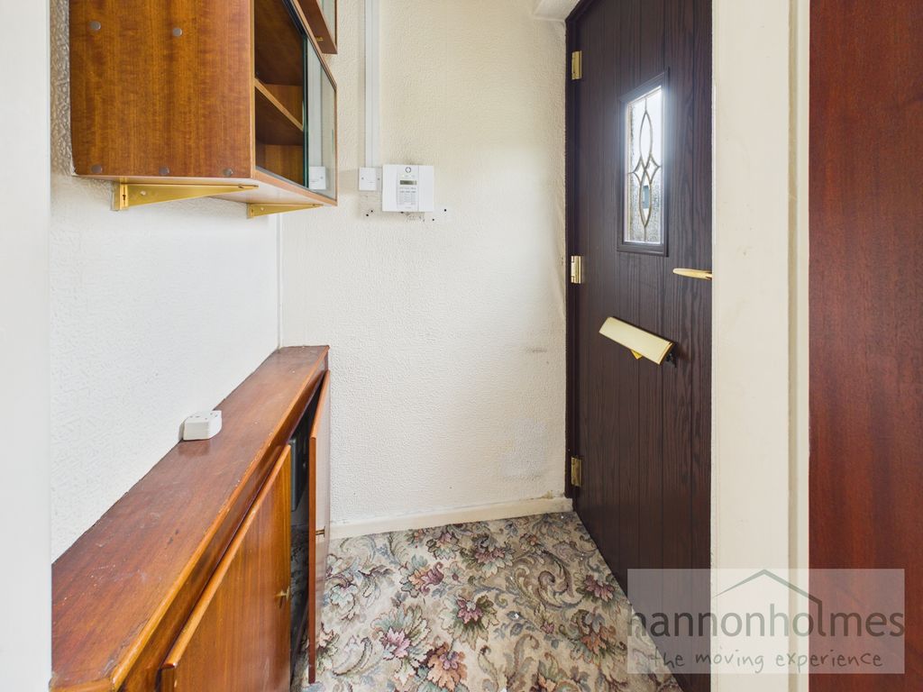 Property photo 3 of 24 Cam05283G0-Pr0180-Still004