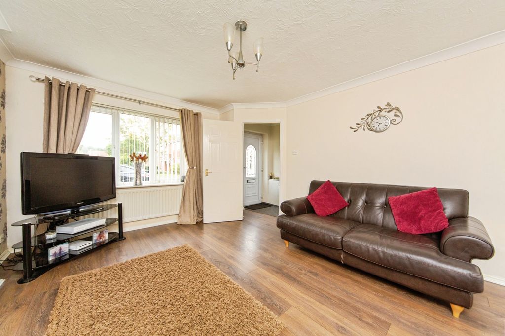 Property photo 2 of 24 Pbox-Img.Jpg