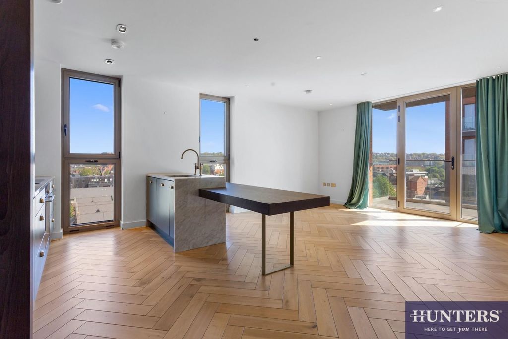 Property photo 2 of 10 Reception