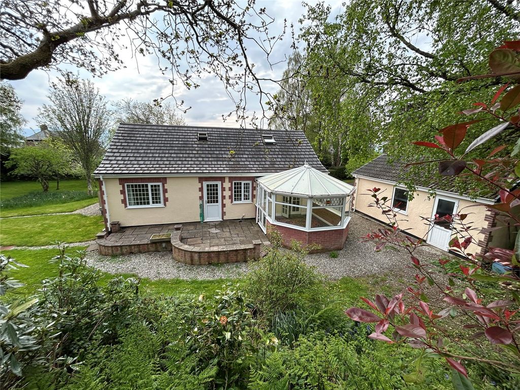Property photo 3 of 21 Picture No. 25