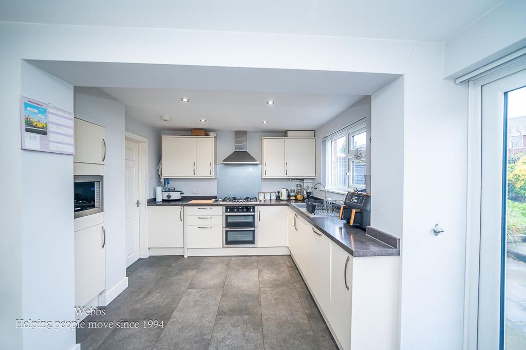 Property photo 3 of 29 Webbs-9.Jpg