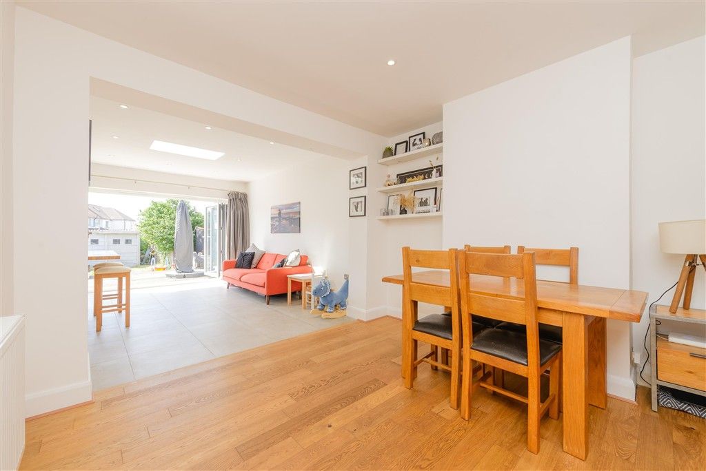 Property photo 3 of 12 Dining Area