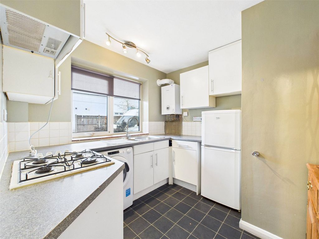 Property photo 2 of 6 Picture No. 18