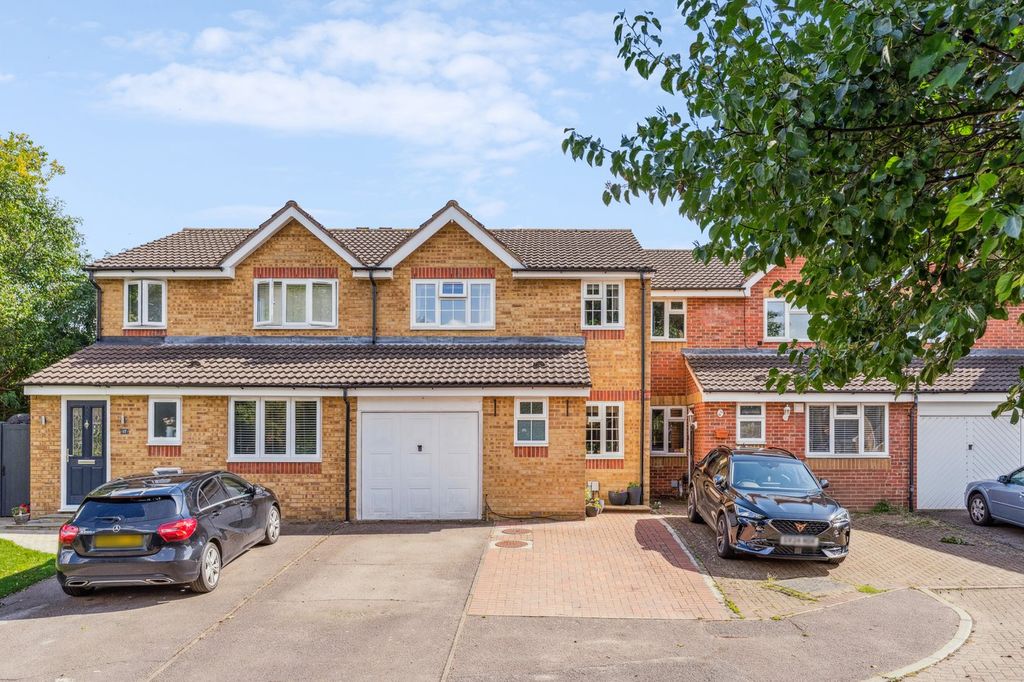 Property photo 1 of 24