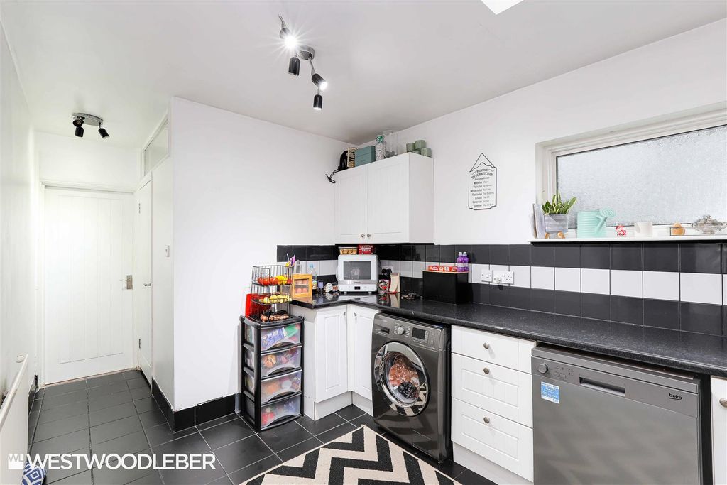 Property photo 2 of 16 Internal_6.Jpg