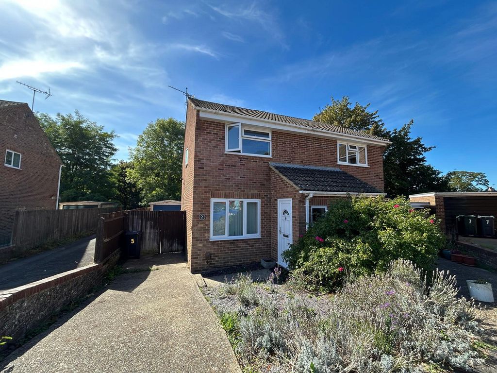 Property photo 1 of 10