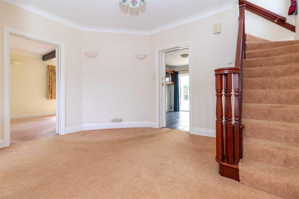 Property photo 2 of 17 Ssssssssssalvington-14.Jpg