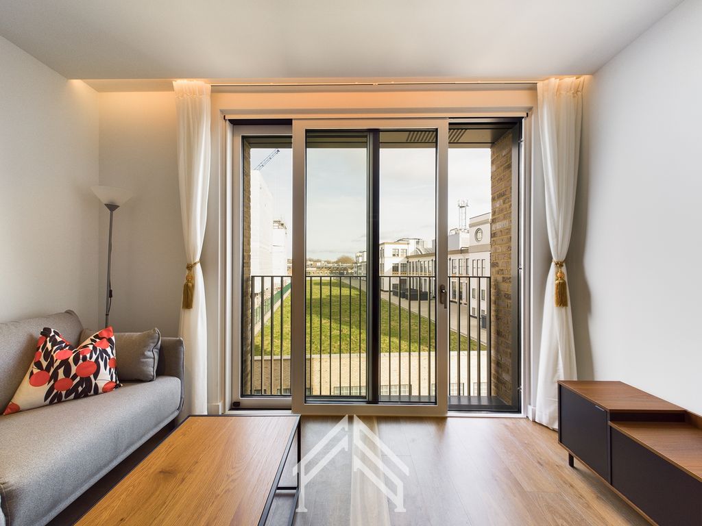 Property photo 2 of 12