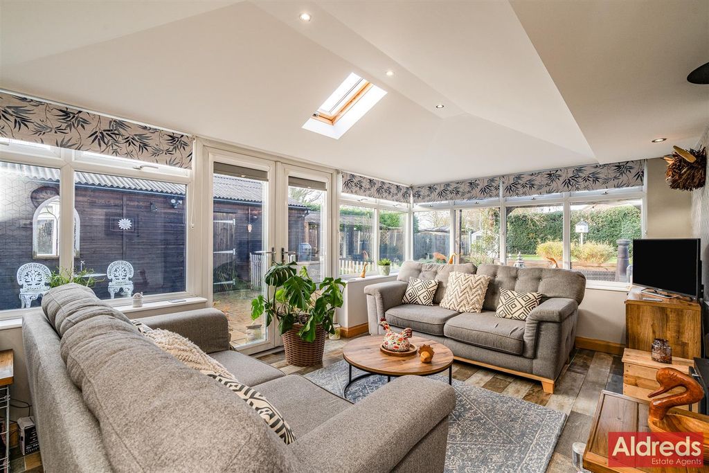 Property photo 2 of 22 Living Area