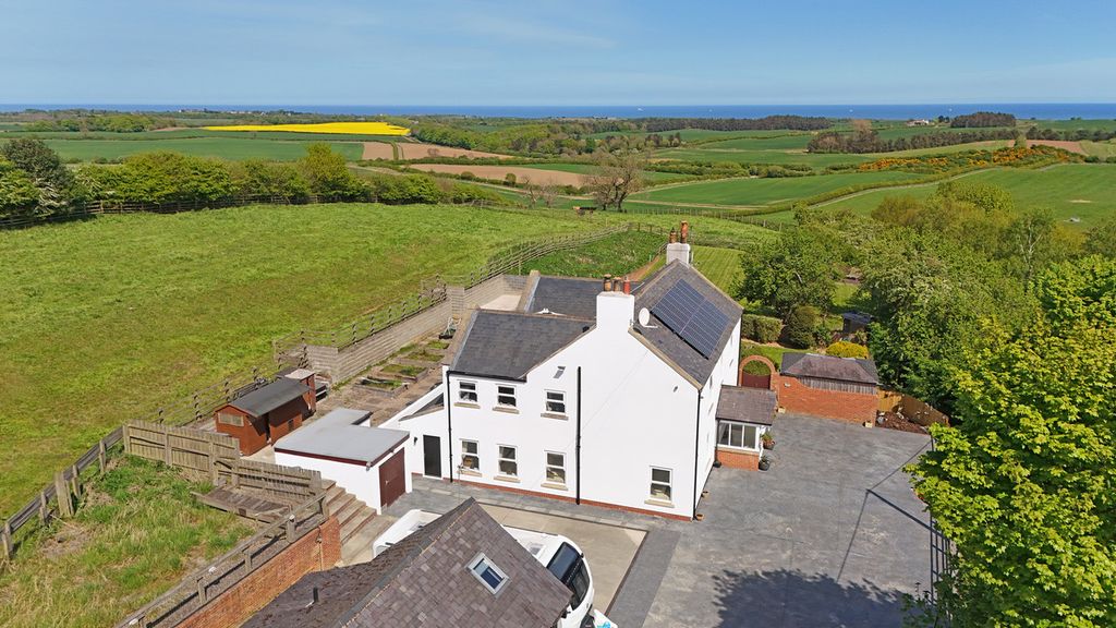 Property photo 1 of 50