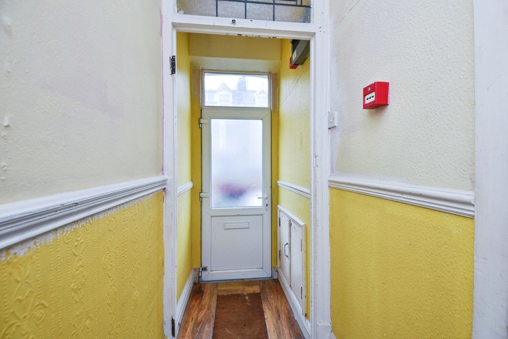 Property photo 2 of 17 Photo