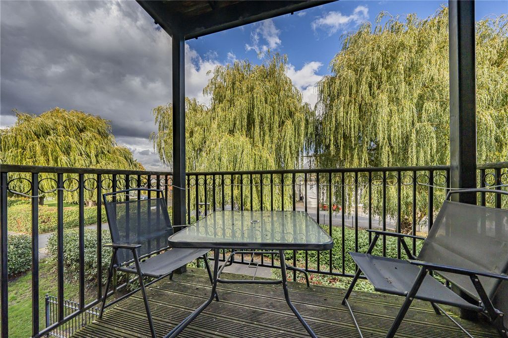 Property photo 3 of 11 Picture No. 05