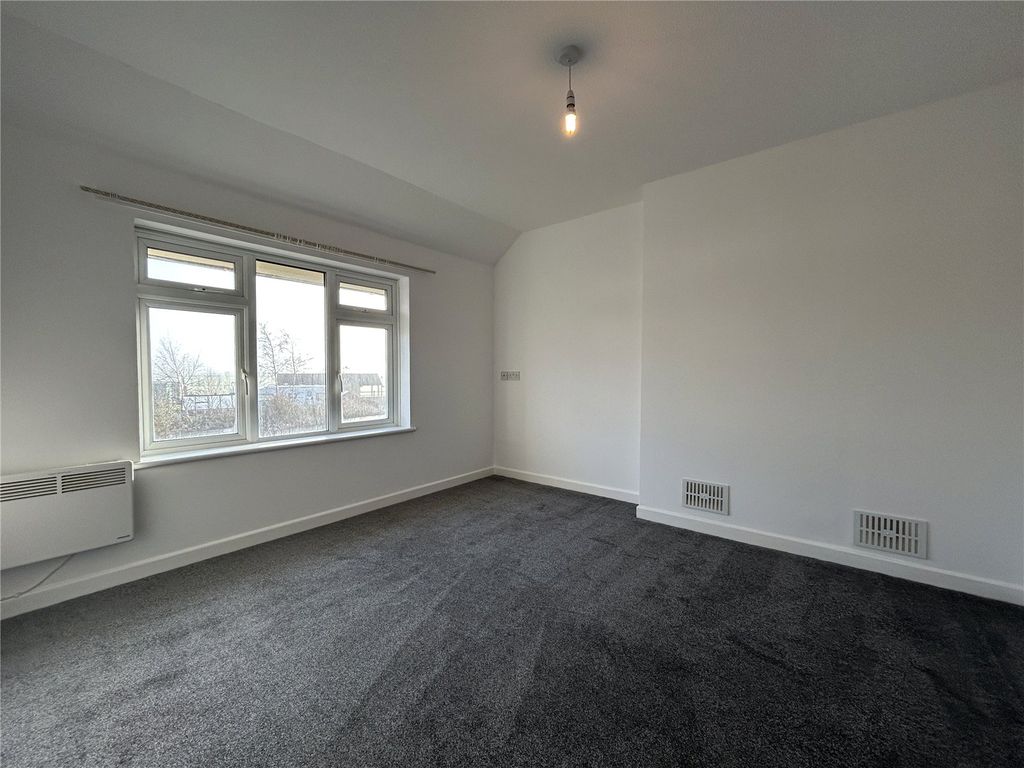 Property photo 3 of 6 Picture No. 03