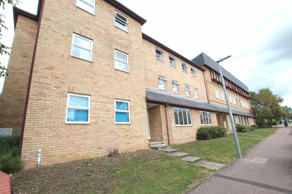 Property photo 1 of 6 Front