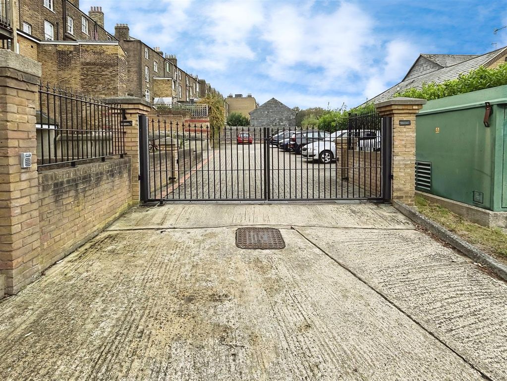 Property photo 2 of 13 Allocated Parking
