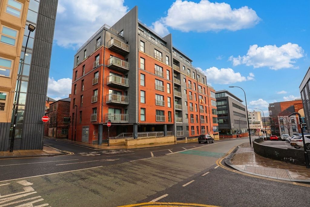 Property photo 3 of 5