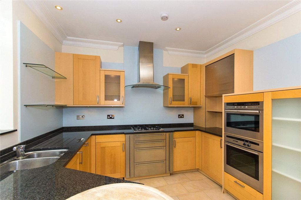 Property photo 2 of 11 Picture No. 04