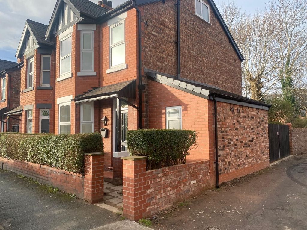 Property photo 1 of 37 Photograph 37