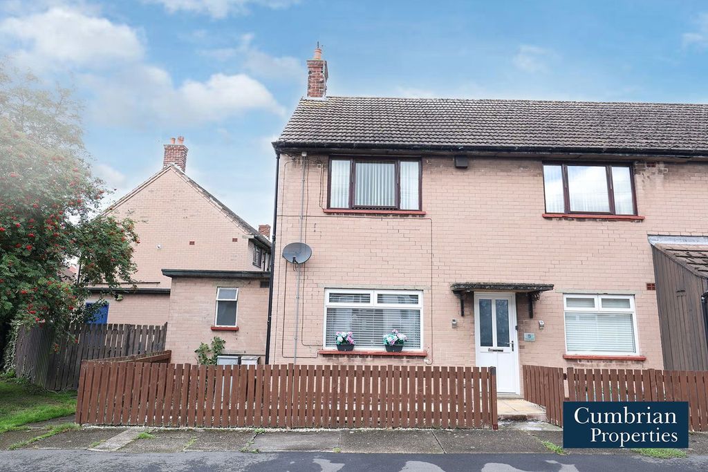 Property photo 1 of 10 External