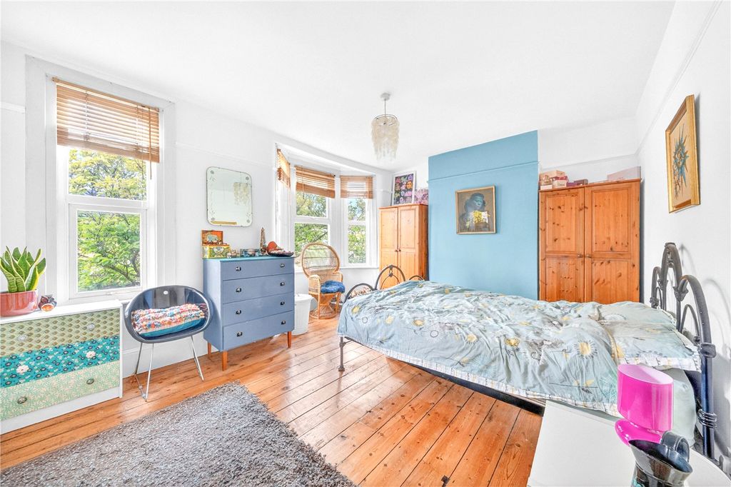 Property photo 3 of 20 Picture No. 19