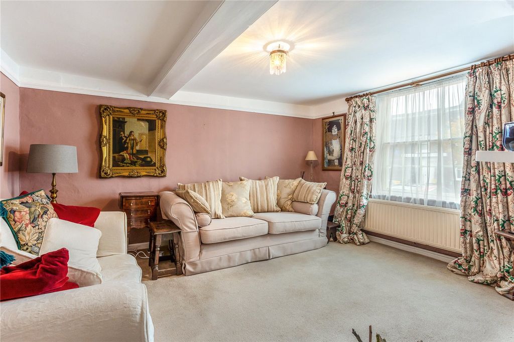 Additional image 6 of 4 bed semi-detached house for saleHigh Street, Hungerford, Berkshire RG17