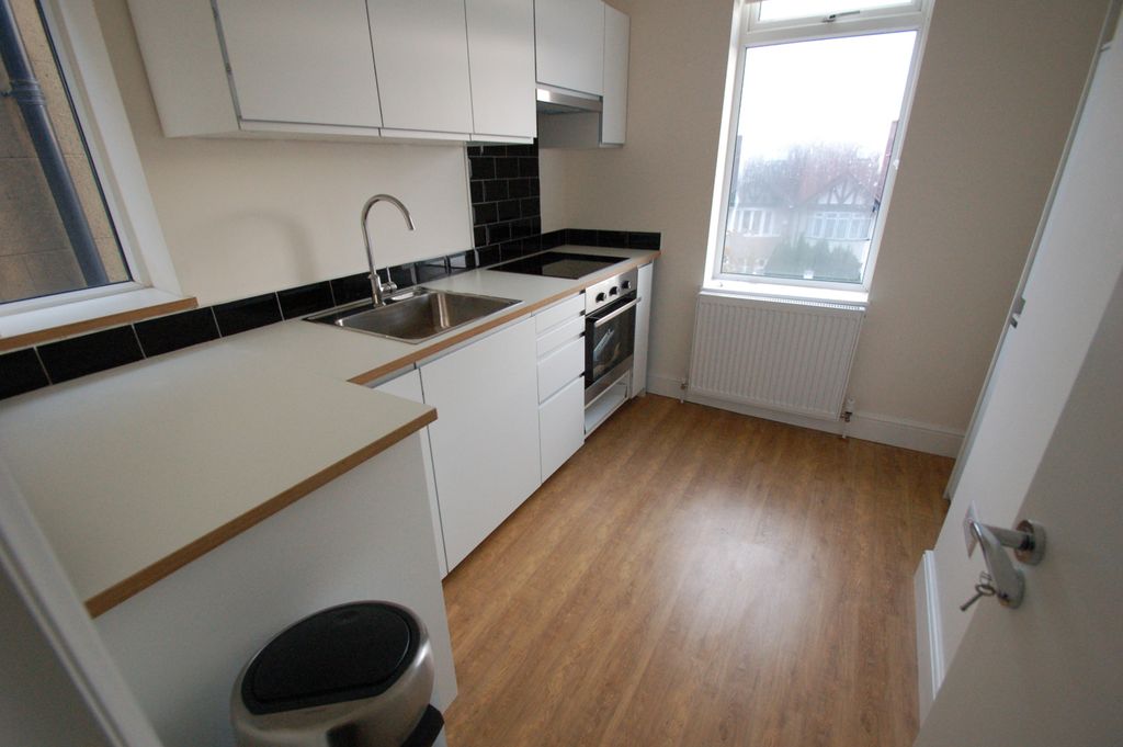 Property photo 3 of 7 Gallery