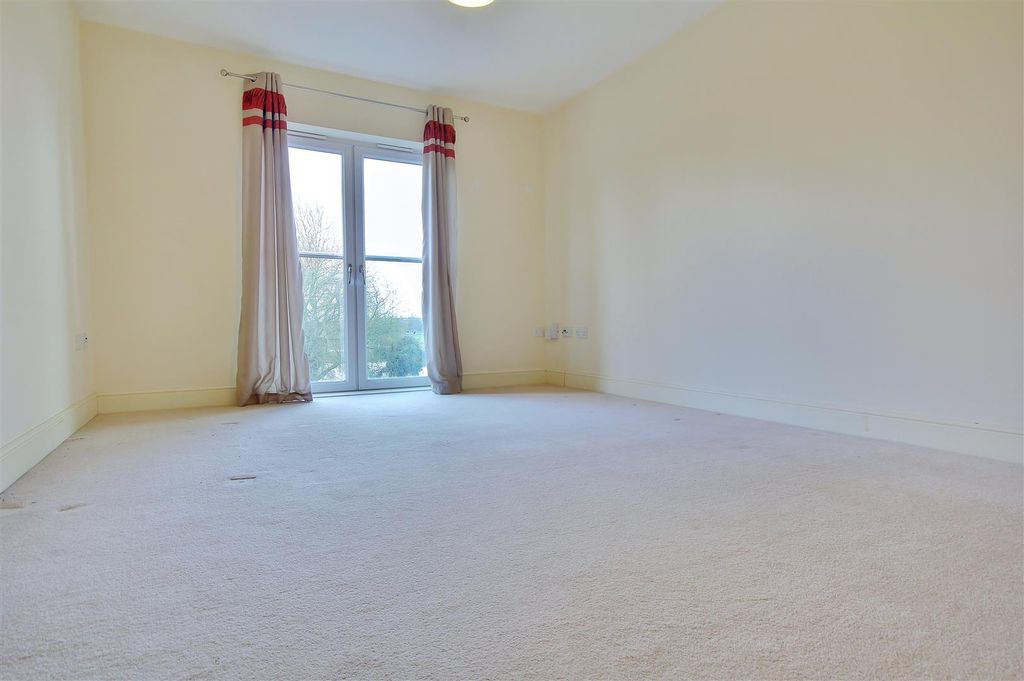 Property photo 2 of 7 11Mews5.Jpg