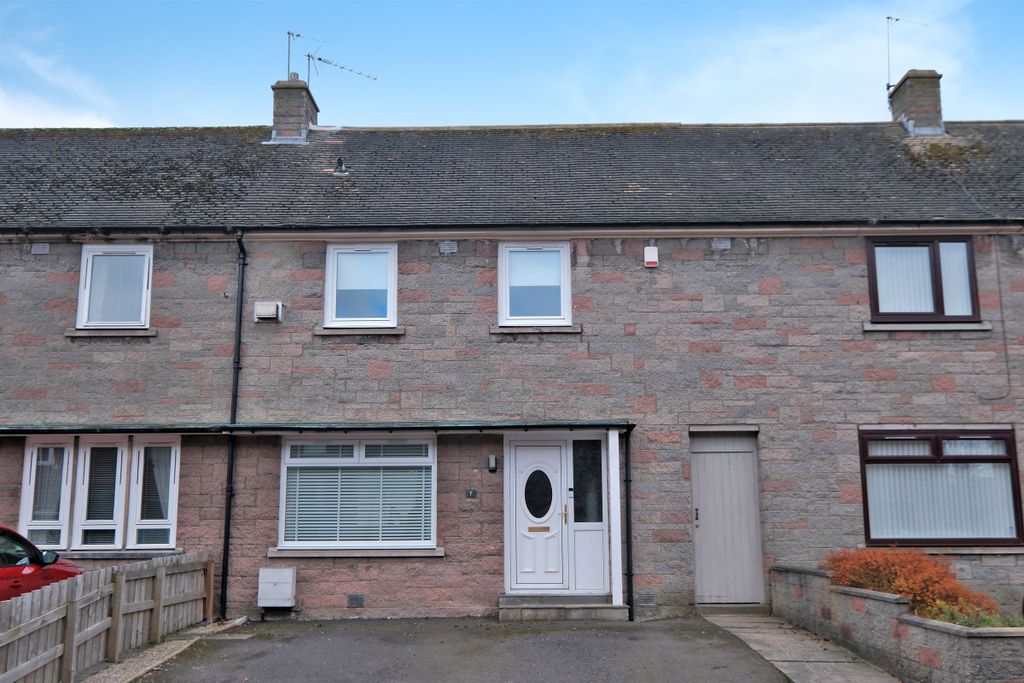 Property photo 1 of 28