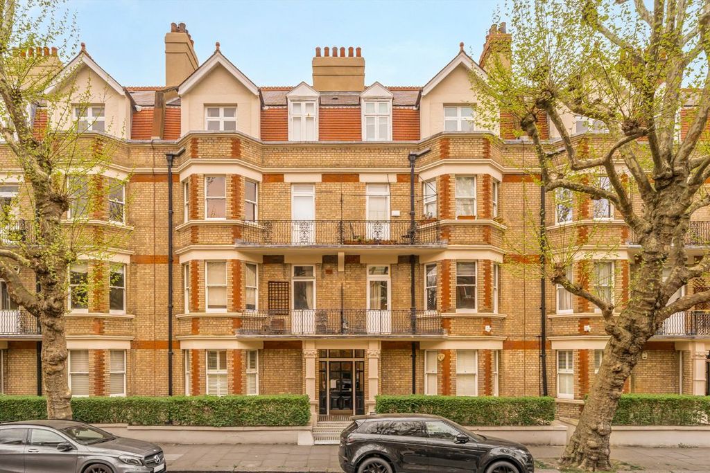 Property photo 1 of 8