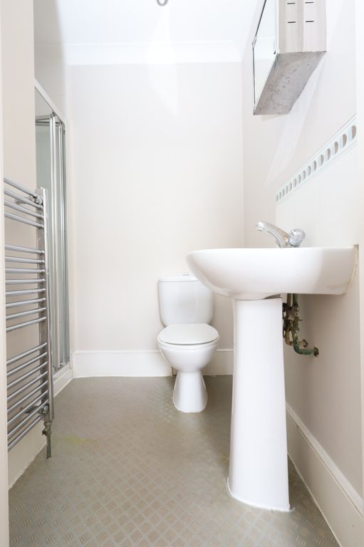 Property photo 3 of 4