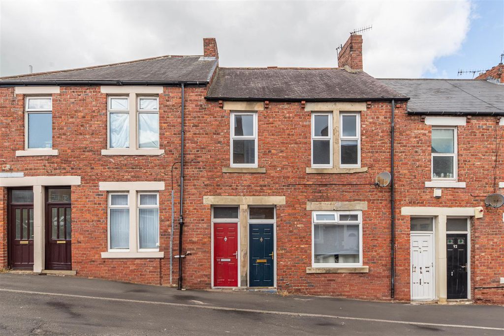 Property photo 1 of 2 Mjemyrifdeub1Ox71Kwutq.Jpg