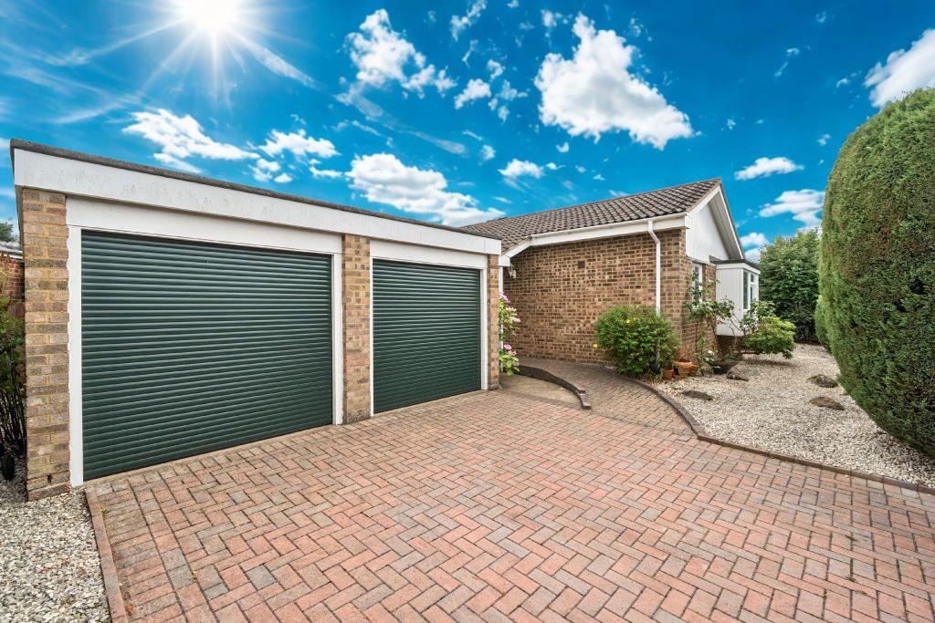 Property photo 1 of 13