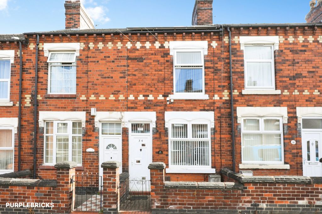 Property photo 2 of 19