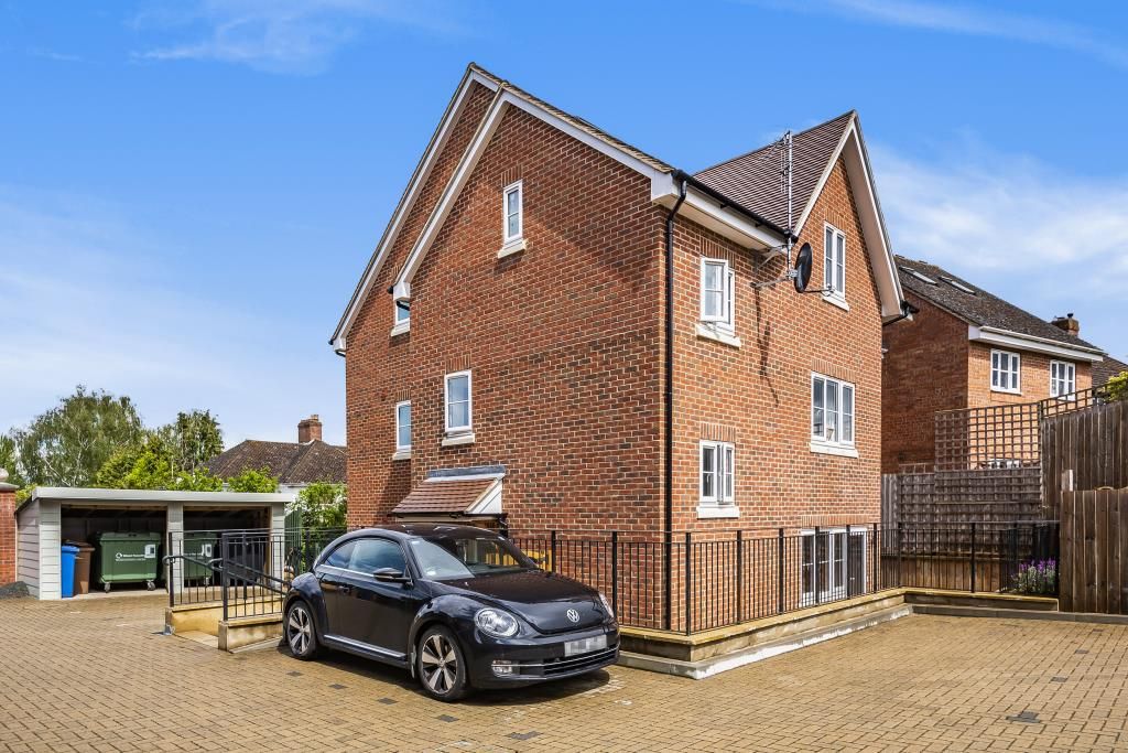 Property photo 3 of 11 External Grounds