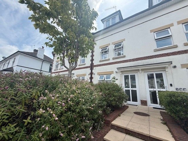 Property photo 1 of 16 External