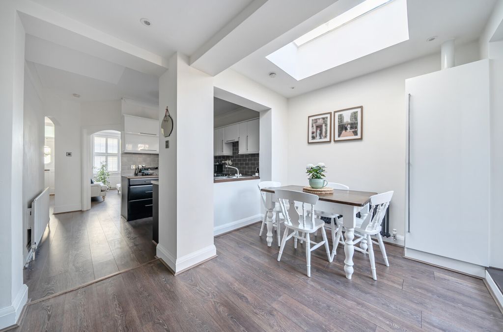 Property photo 2 of 16 Dining Area2