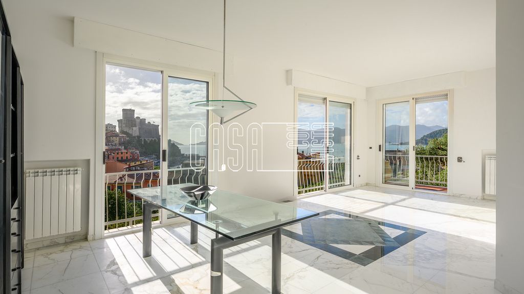 Property photo 2 of 43