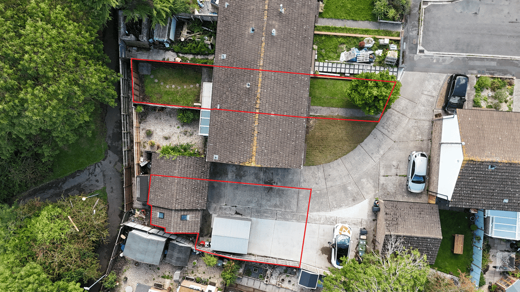 Property photo 2 of 18