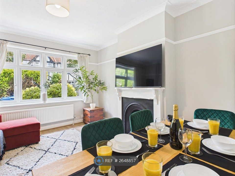 Property photo 3 of 22