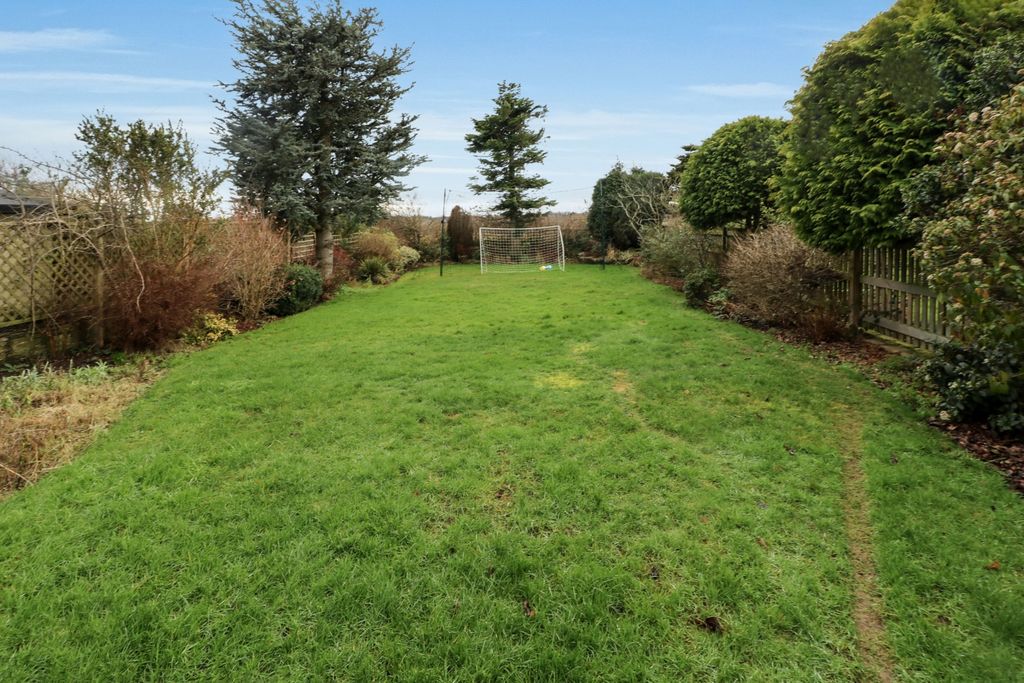 Property photo 2 of 33 Img_3628